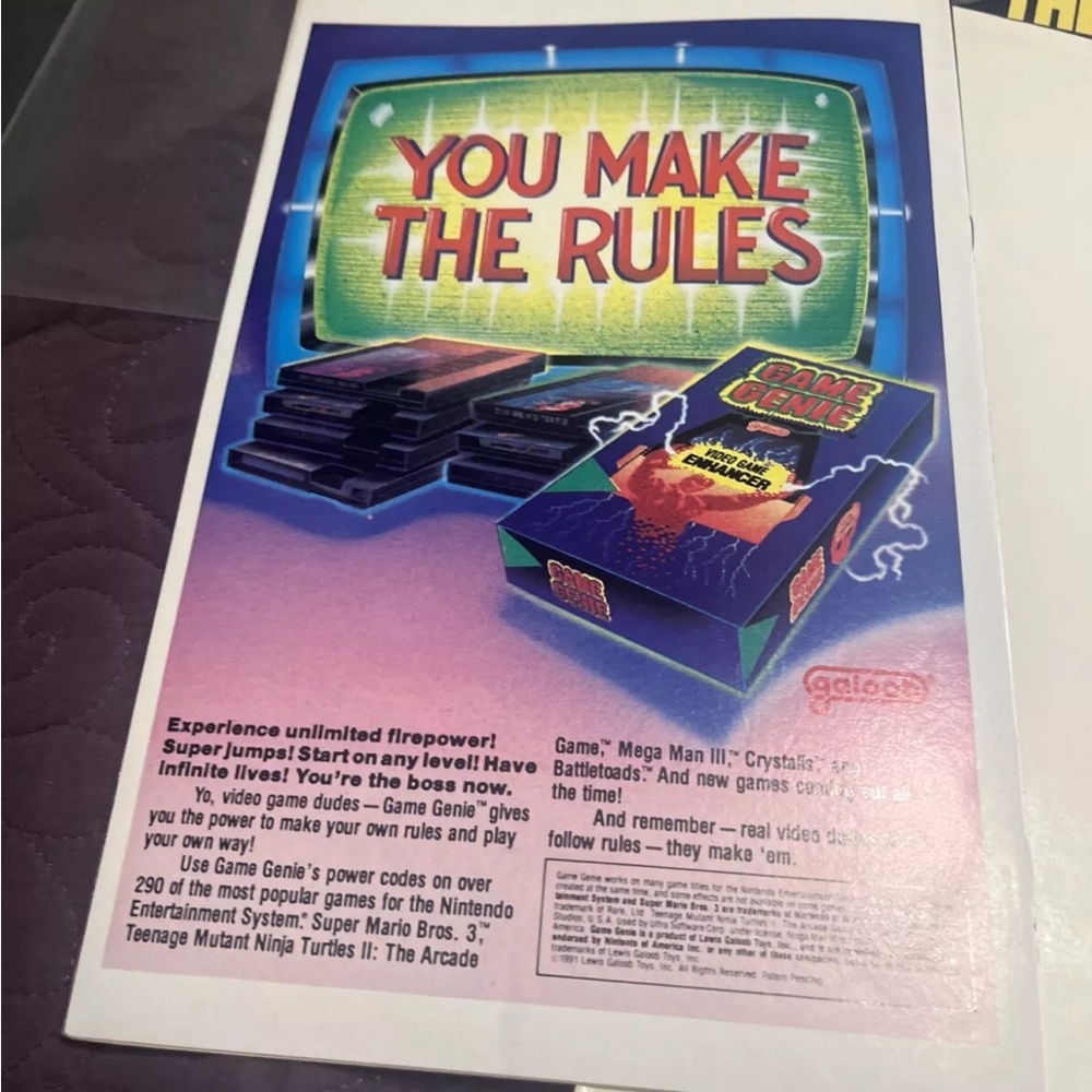 Marvel Secret Wars Comic Book - Picture 3 of 3